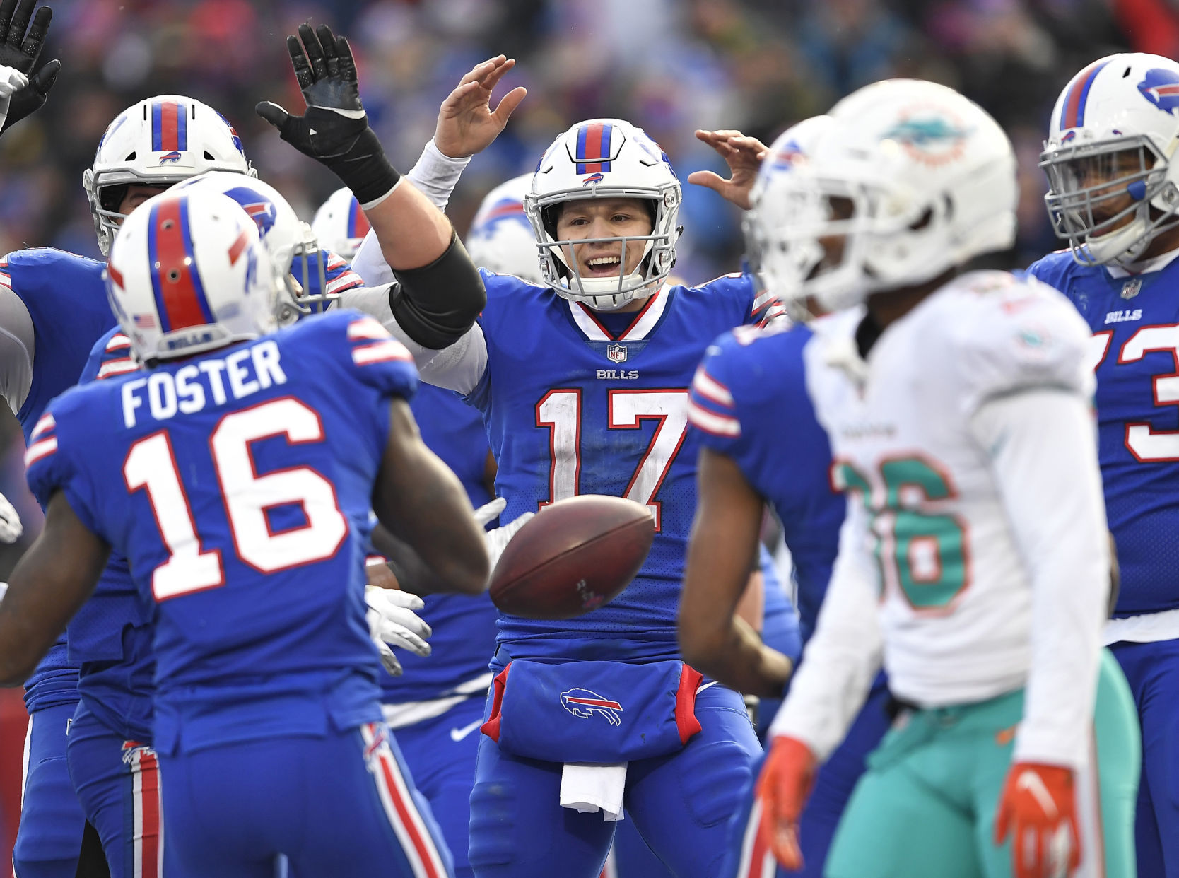 Dolphins Bills Football